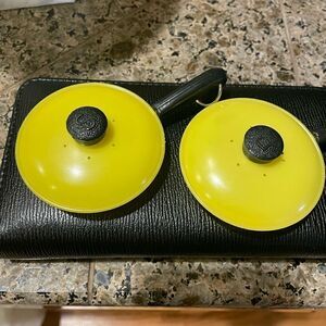 Vintage Yellow Frying Pan Salt and Pepper Shakers Hong Kong